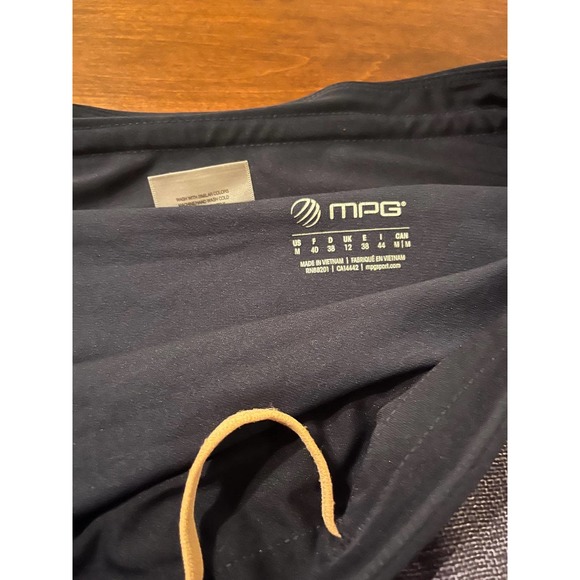 MPG Women’s Lined Running Shorts Size M - Picture 4 of 8